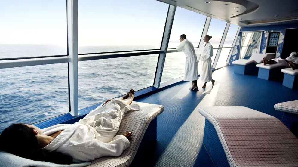 En krydstogtrejse byder på en afslappet rejseform med høj komfort | Foto: Celebrity Cruises
