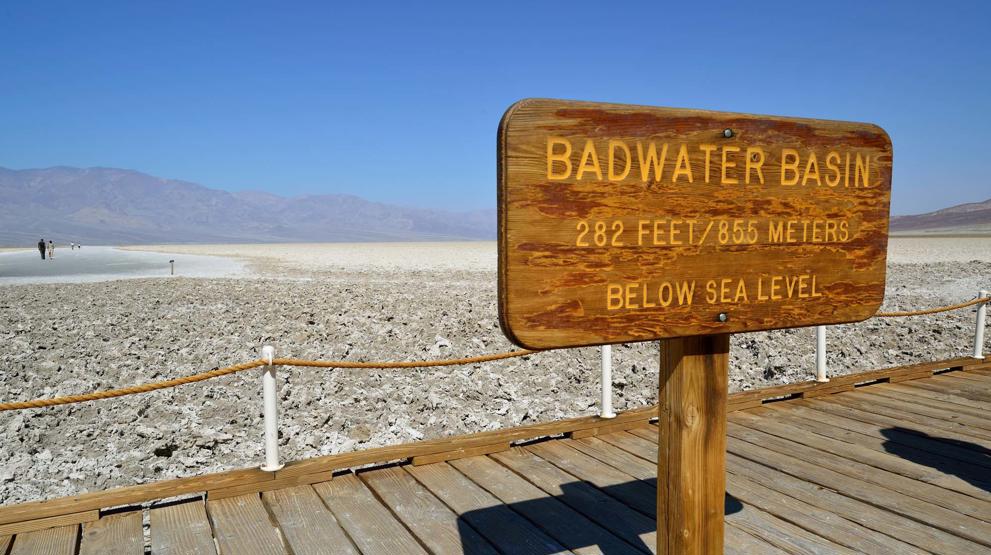 Oplev Nordamerikas varmeste sted ved Badwater Basin