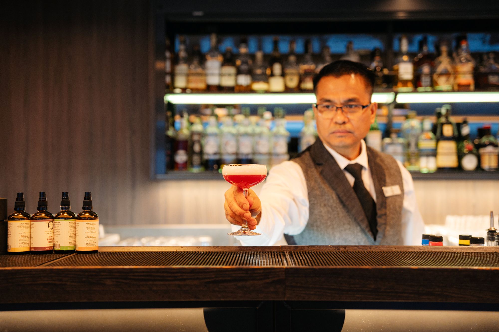 Cocktail serveret i Explorer Lounge | Foto: Tuan Lam