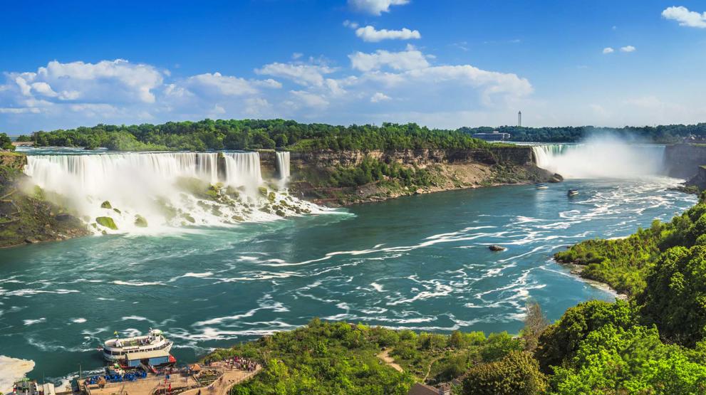 Tag f.eks. forbi Niagara Falls på autocamperferie i Canada