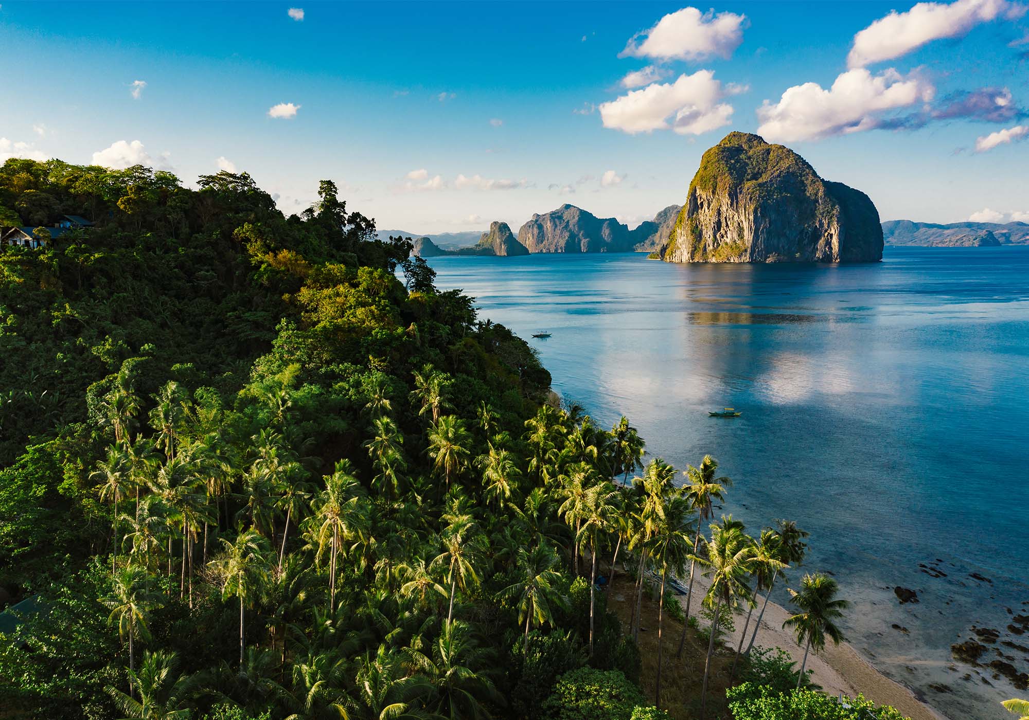 Shutterstock 1417281386 Las Cabanas Beach In El Nido, Palawan CUT