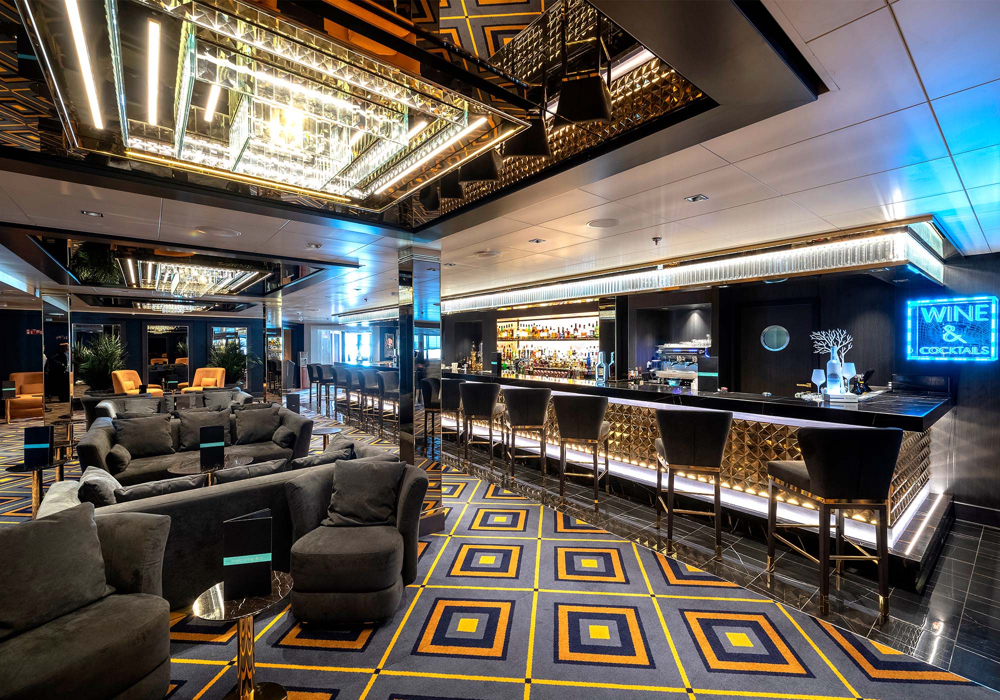 Vin- og cocktailbar til stemningsfulde aftener på MSC Seaview