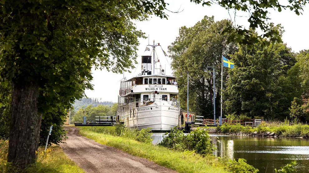 Sejl gennem Götakanalen, "Sveriges blå bånd" | Foto: M/S Wilhelm Tham / AB Göta Kanal
