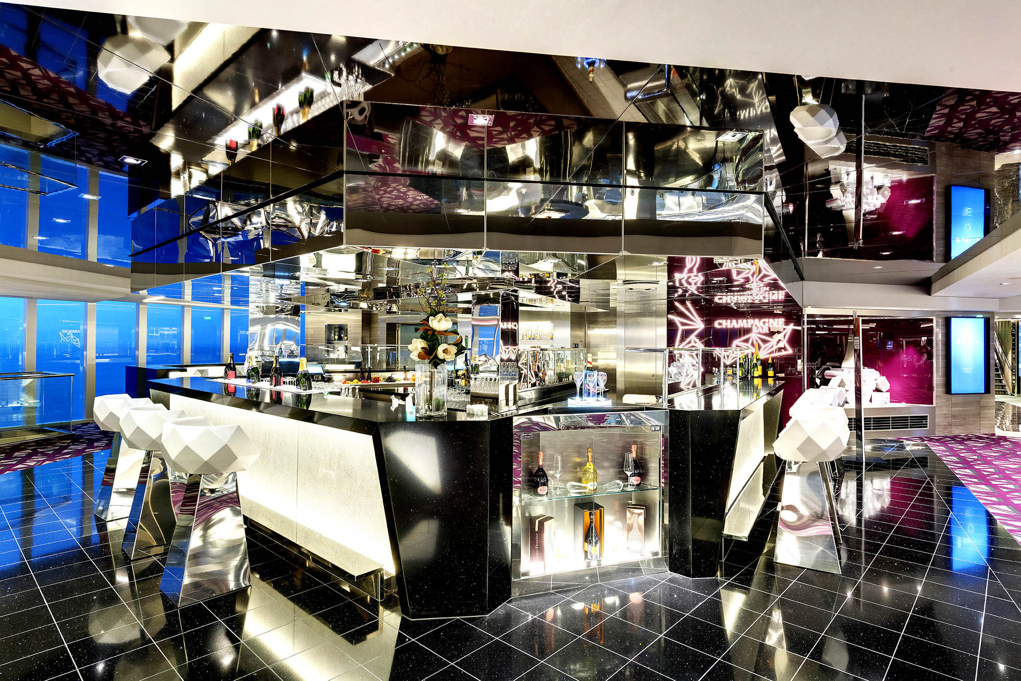 Champagnebar på MSC Virtuosa