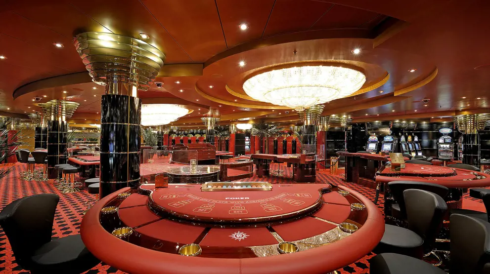 Prøv lykken i skibets kasino