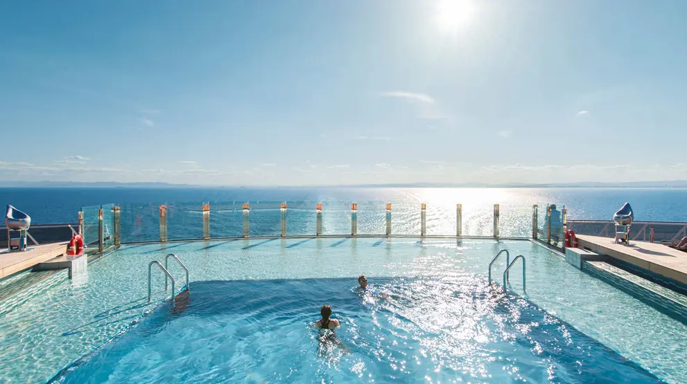 The Garden Pool på MSC Preziosa