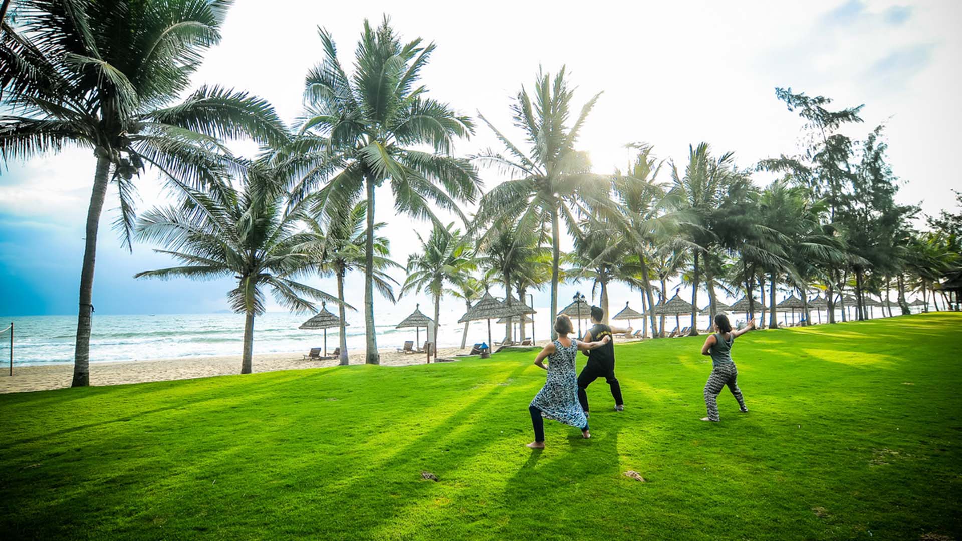 Yoga på Palm Garden Resort & Spa