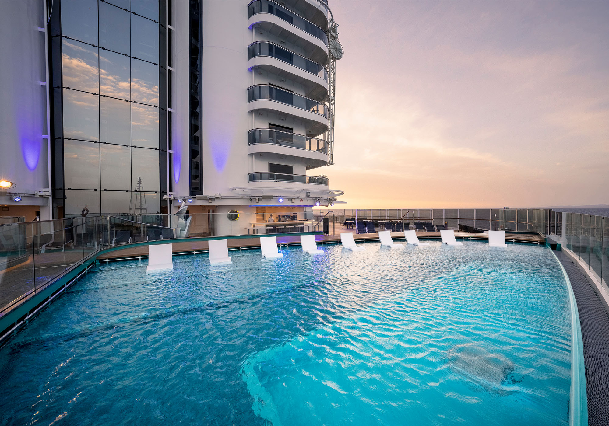 Infinity Pool på MSC Seashore