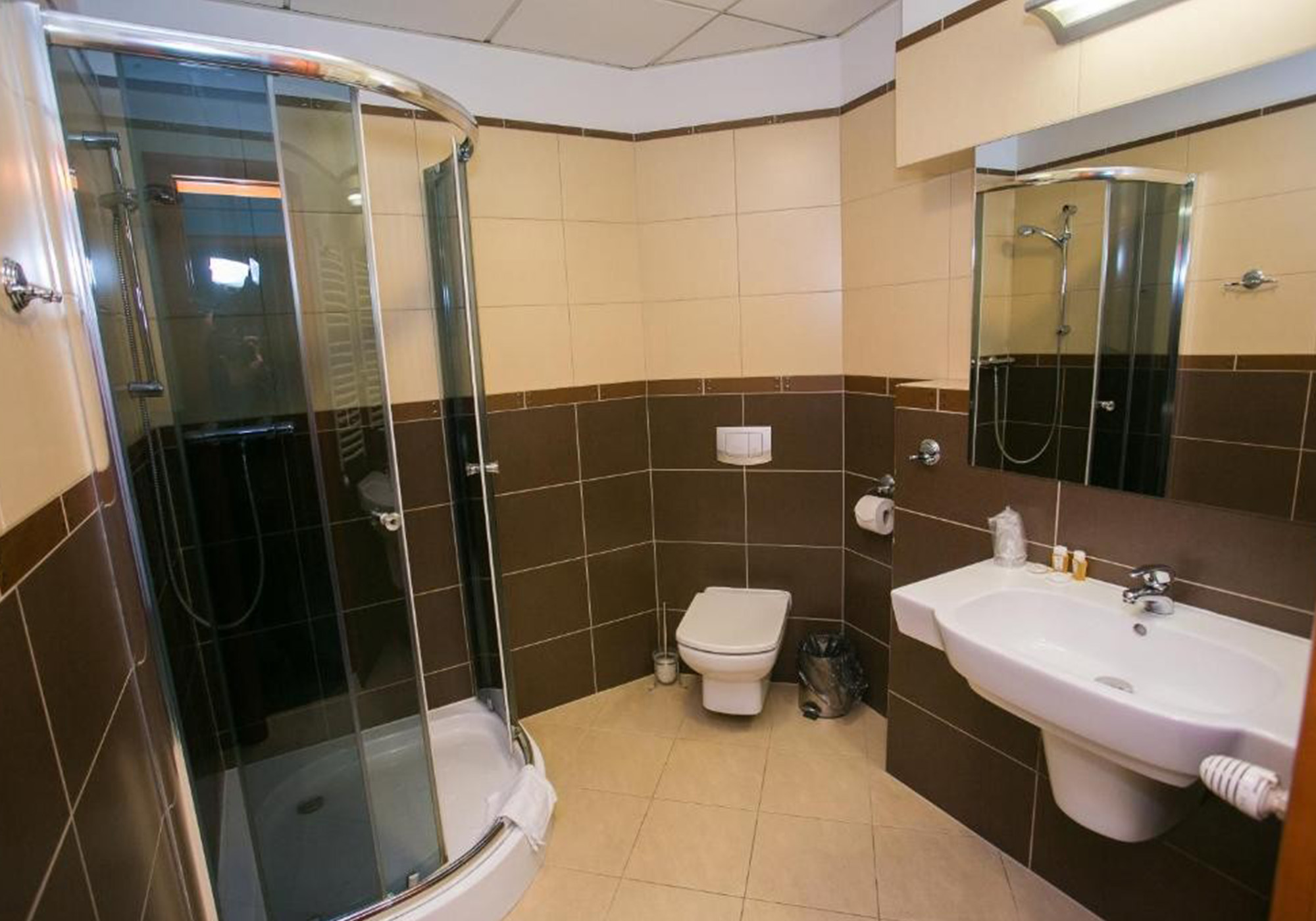 Bo på Poleski Hotel på jeres studietur til Krakow