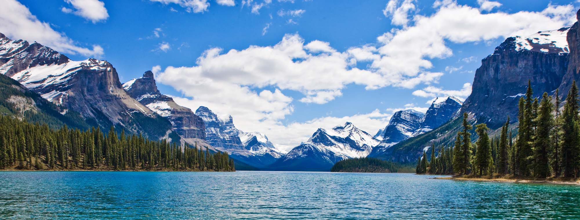 Se skønne Maligne Lake på rejser til Jasper National Park.