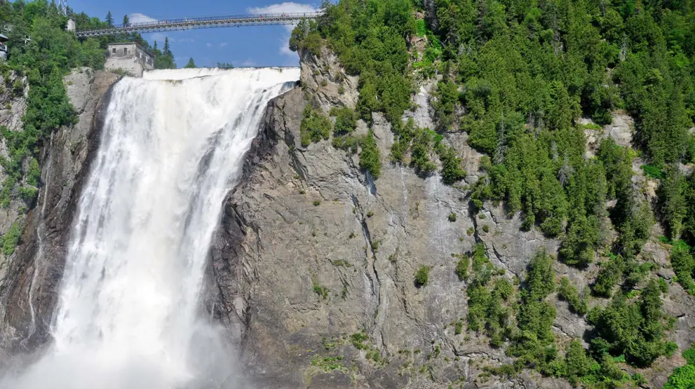 Besøg Montmorency Falls på en rejse til Quebec