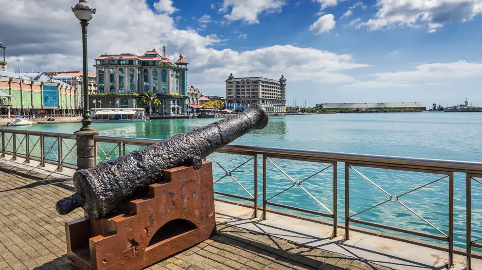 Se promenaden i Port Louis på din rejse til Mauritius.