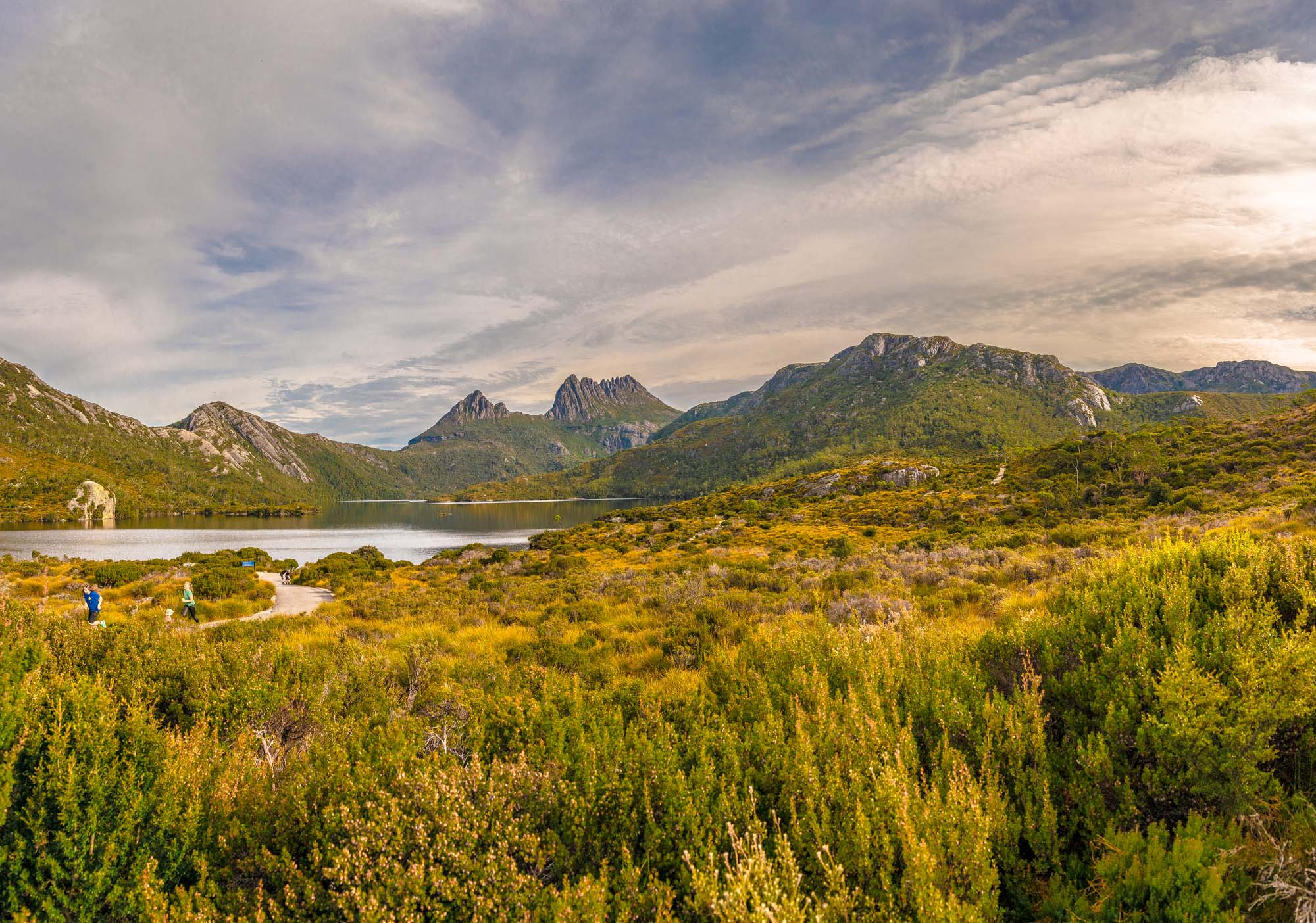 Tag på vandreture i naturskønne Cradle Mountain National Park på rejser til Tasmanien.
