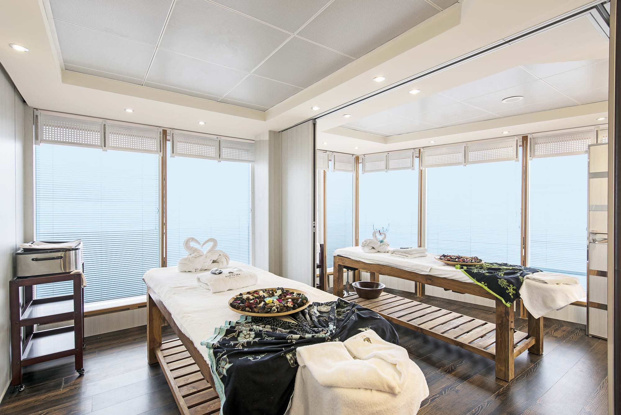 Få en massage i Aurea Spa