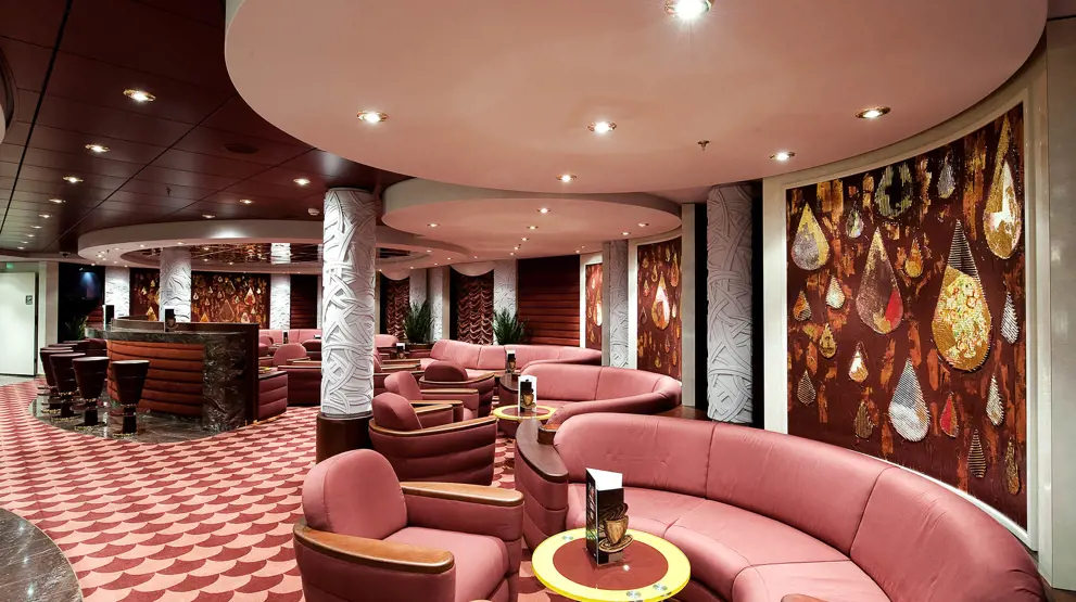 MSC Magnifica med sit elegante og moderne design, skaber en sofistikeret atmosfære ombord