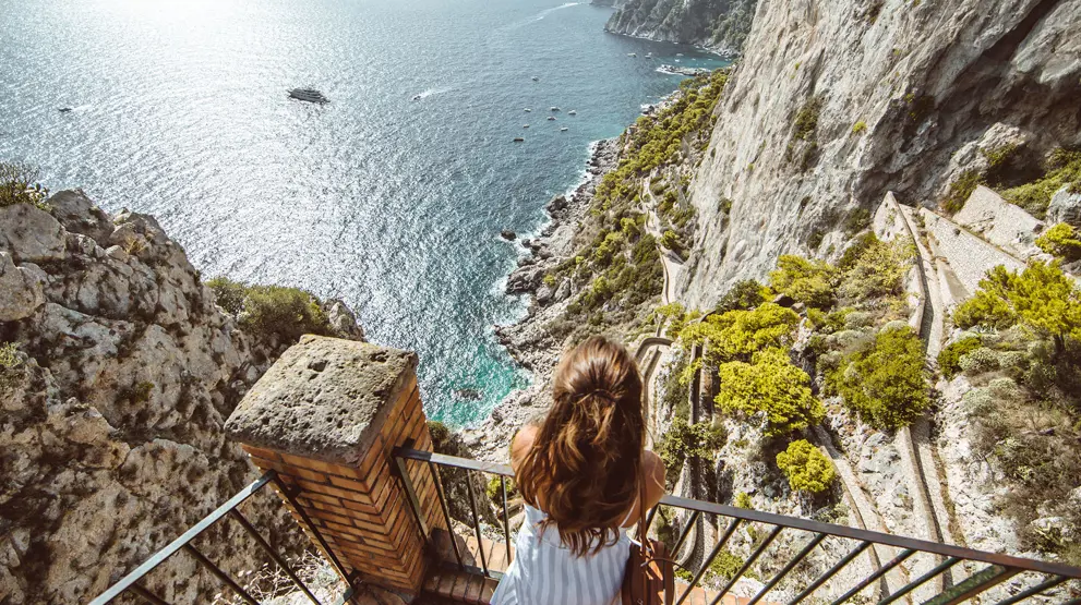 Turen går langs den smukke italienske vestkyst
