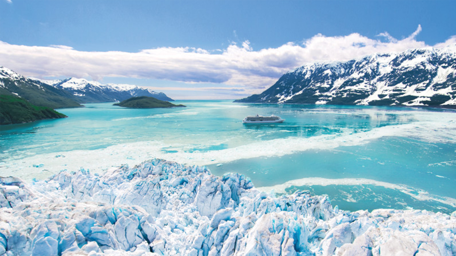 Kom på krydstogt til Alaska og Canada i fantastisk natur med sneklædte bjerge