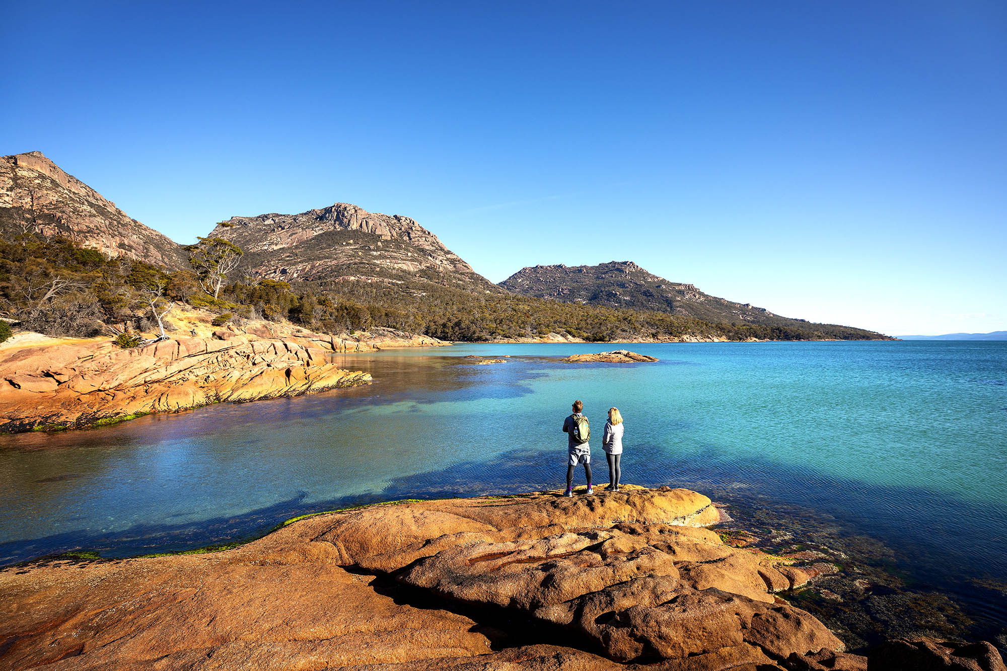 Idylliske Honeymoon Bay på Tasmanien
