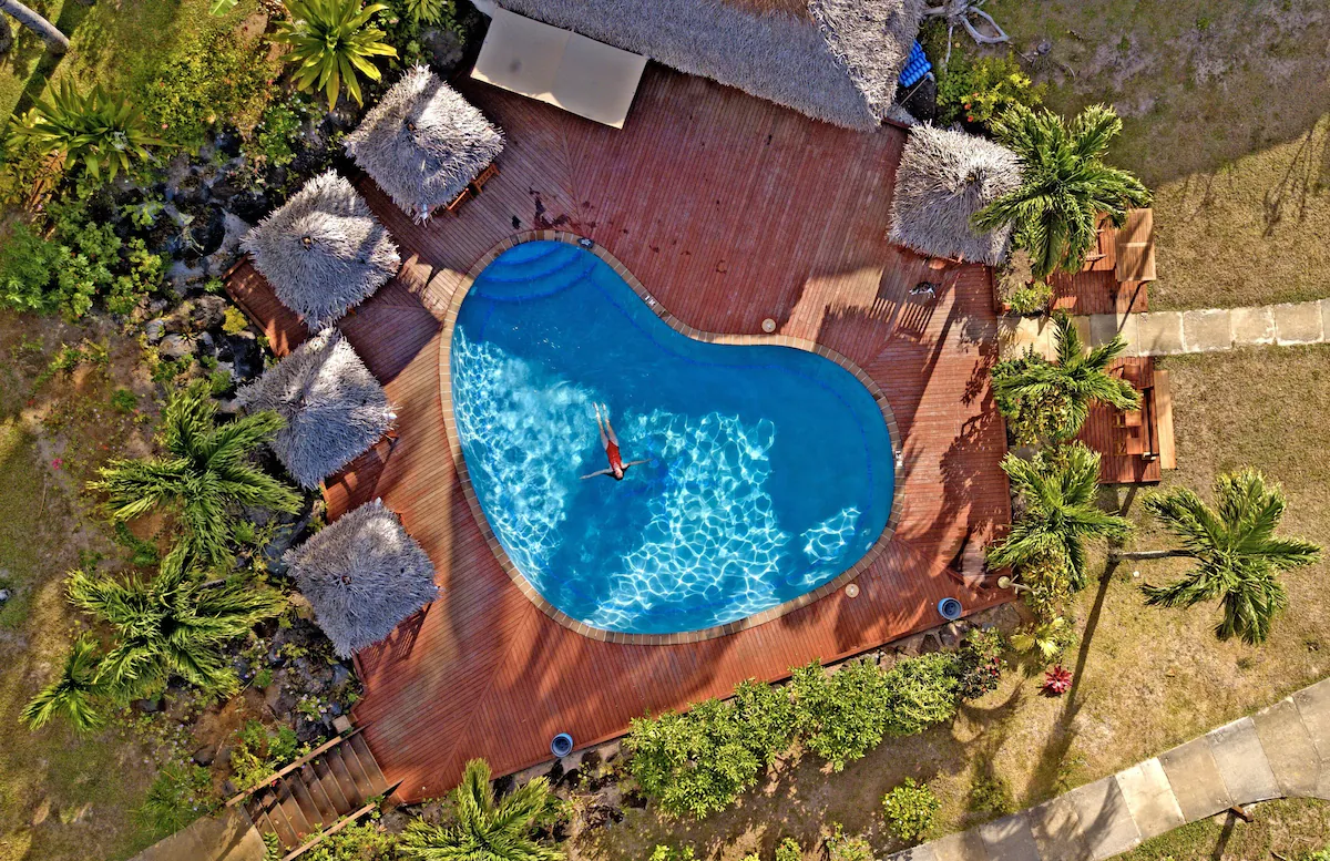 Bo på eksklusive Etu Moana Beach Resort