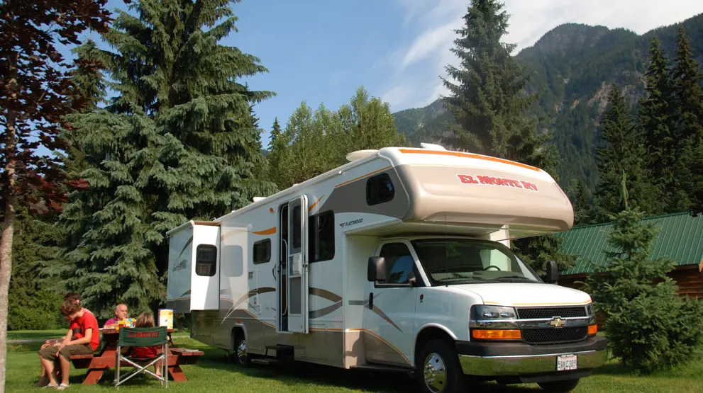 Camping midt i den bjergtagende natur