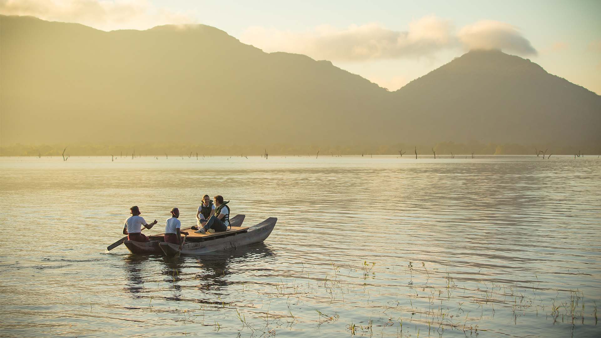 Tag en sejltur på den smukke Kandamala-sø