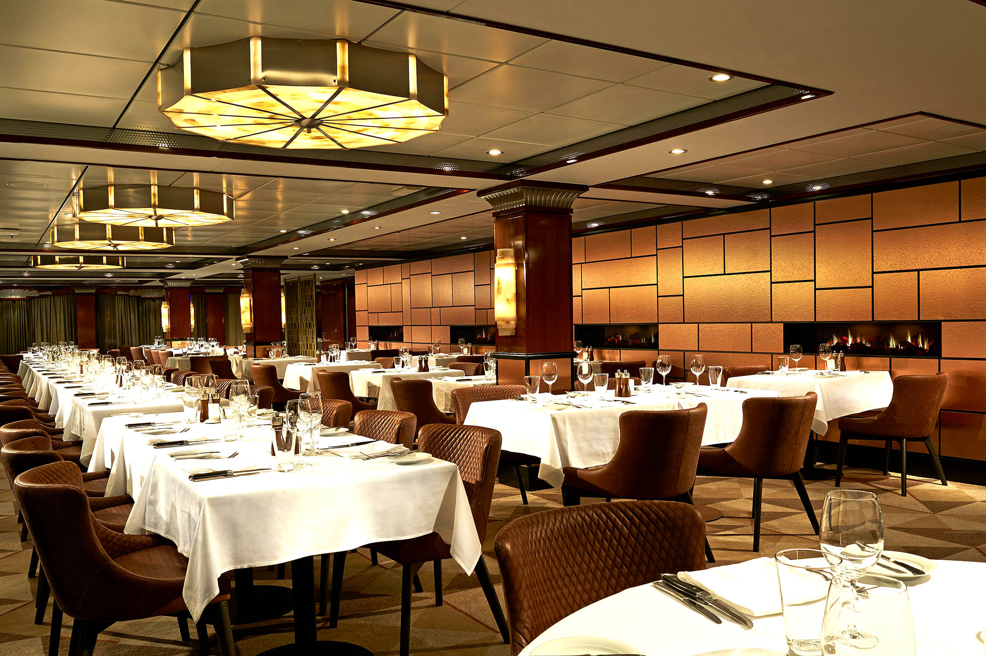 Cagney’s Steakhouse restauranten ombord på Norwegian Jade