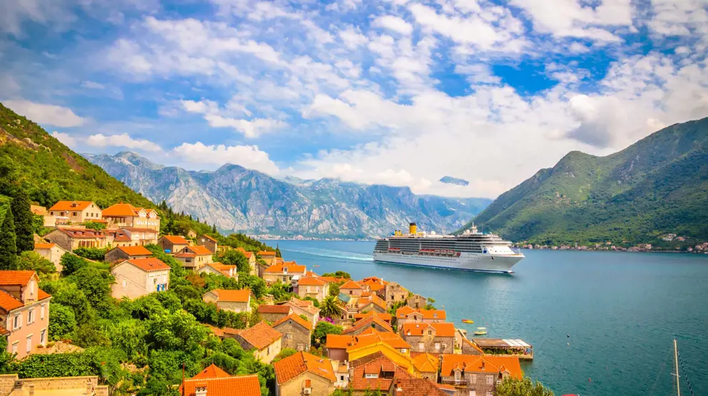 Der er mange skønne destinationer, som Montenegro, på dit Middelhavet-krydstogt