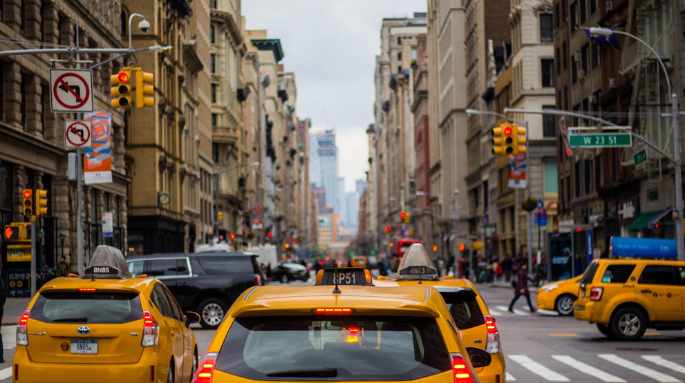 Vil du besøge New York på din rundrejse, kan tog måske være den bedste transportform