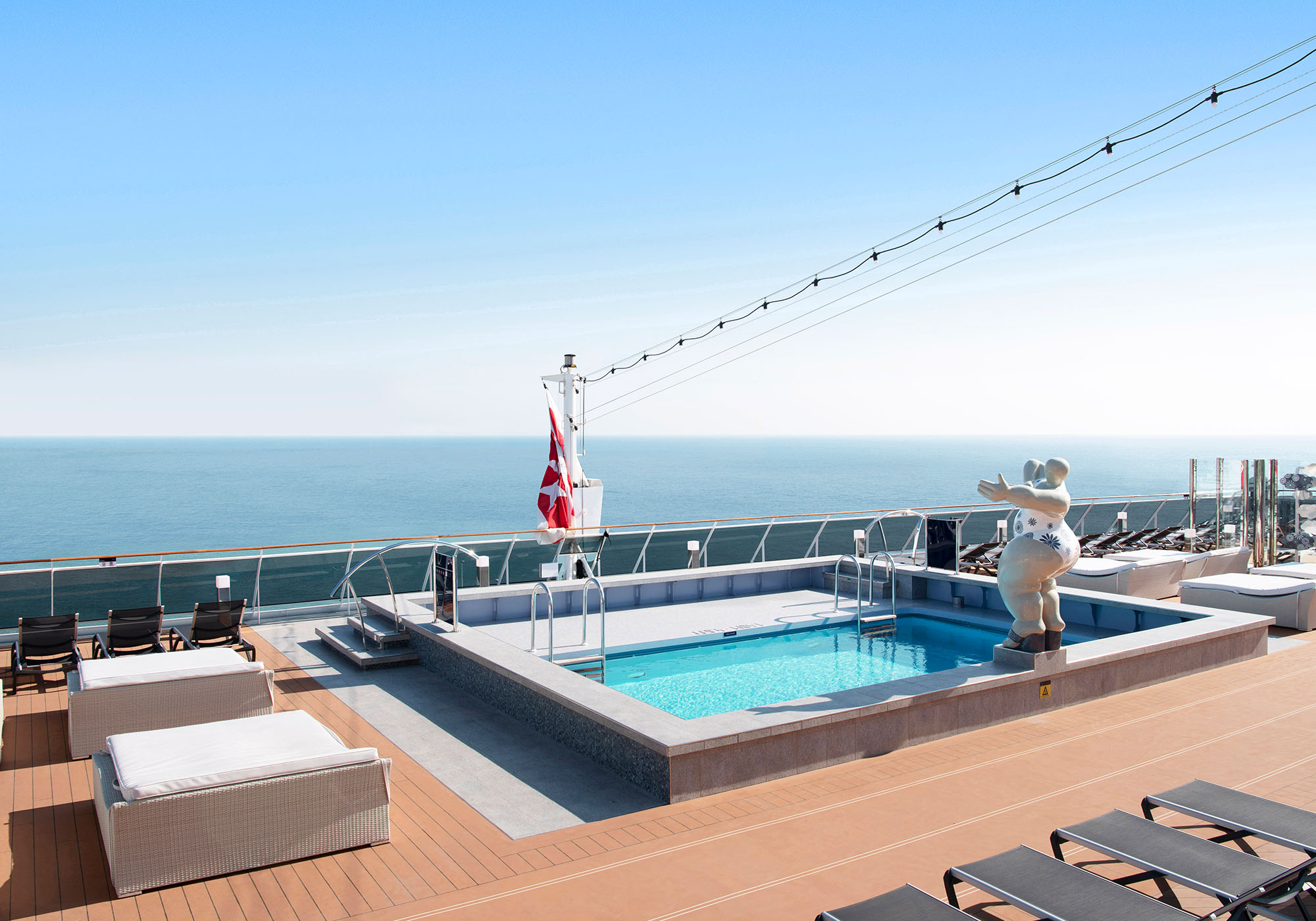 Soldækket med rig mulighed for at slappe af