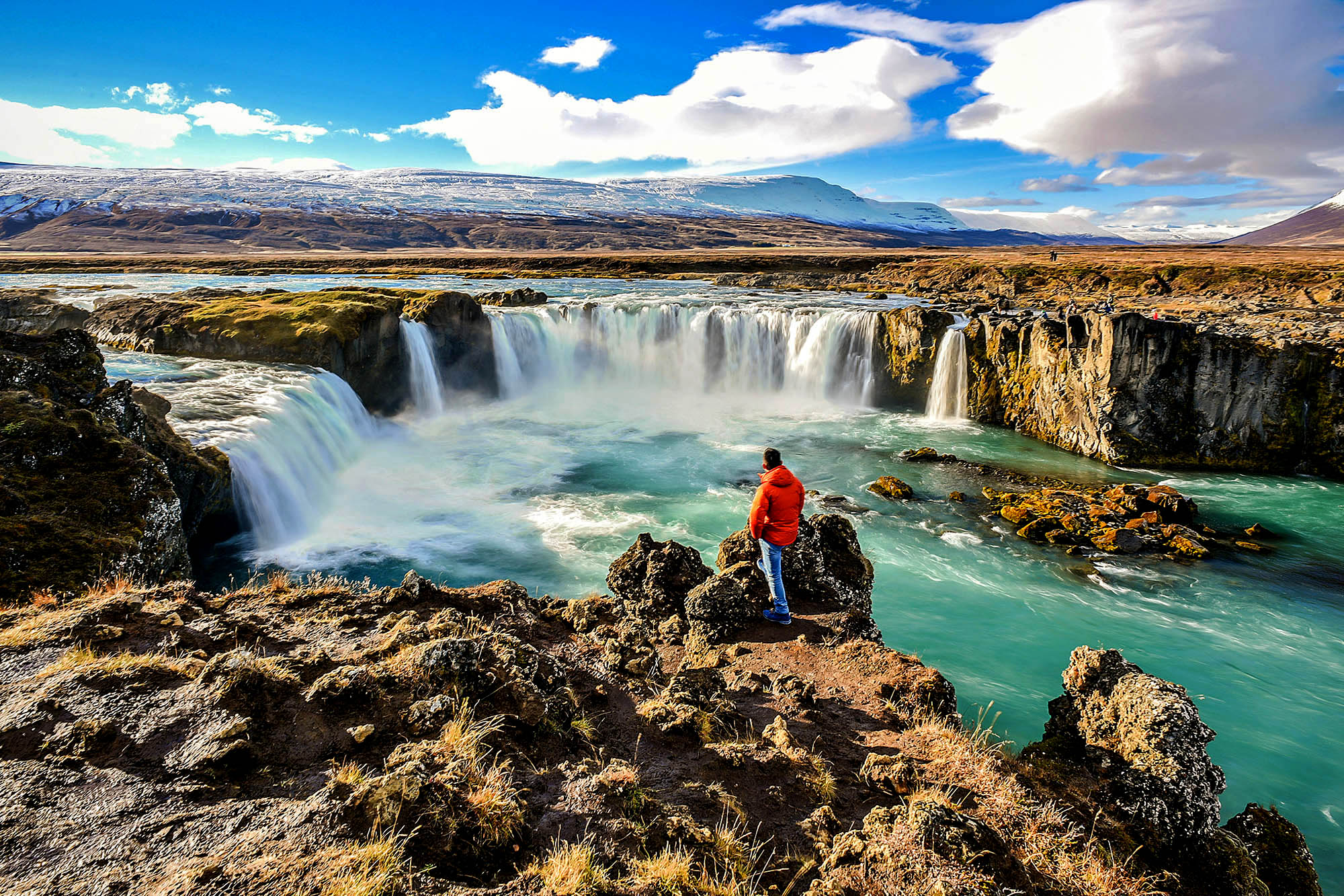 Udforsk Islands fantastiske natur med gletsjere, gejsere, vulkaner og valdfald
