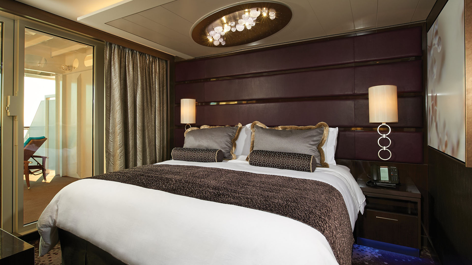 Eksempel på The Haven Owner Suite ombord på Norwegian Escape