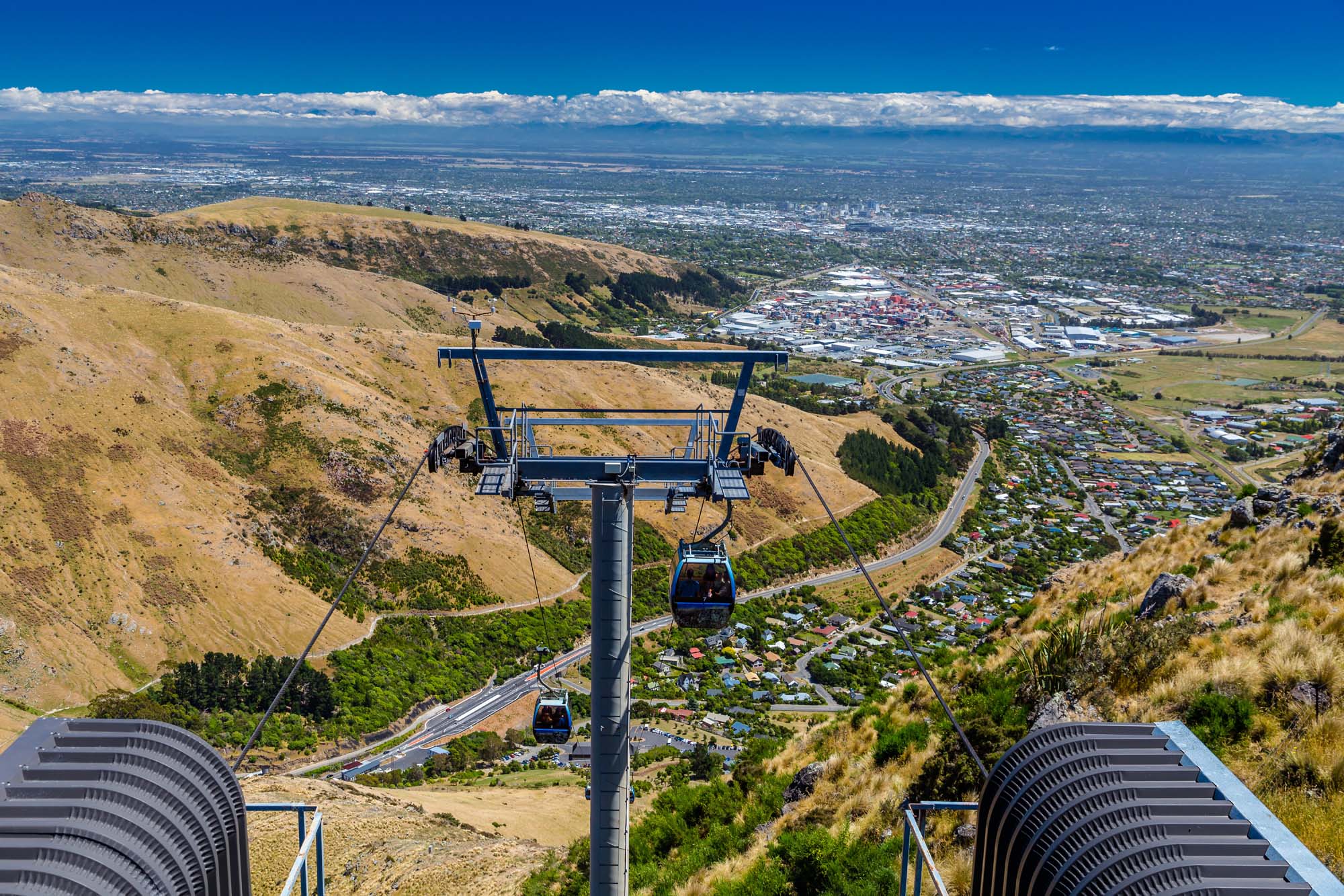 New-Zealand-christchurch-cable-cars-to-cavendish-mountain-shutterstock_262315940