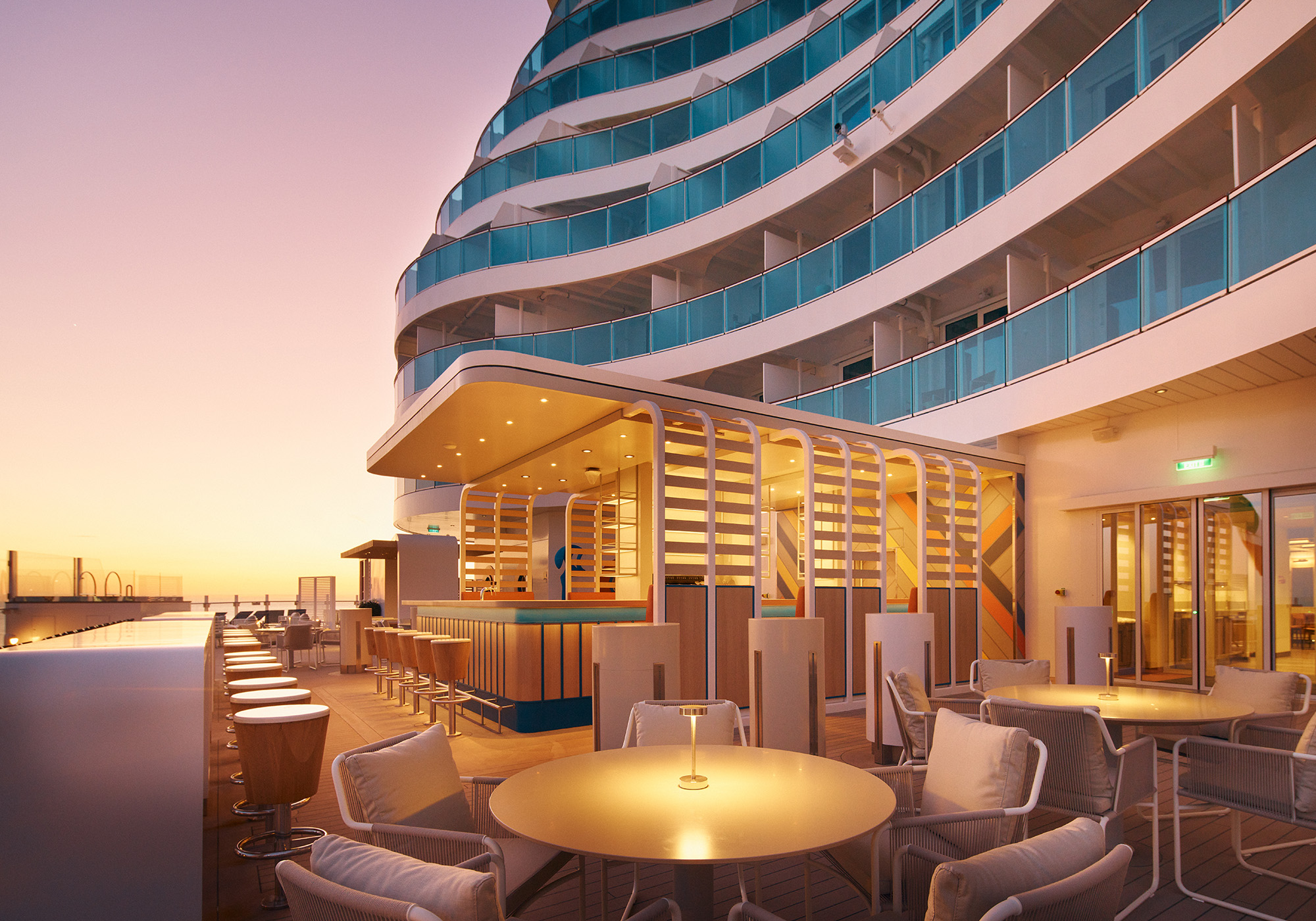 På et krydstogt i Mellemøsten venter elegante lounges og velvære ombord | Foto: Costa Cruises