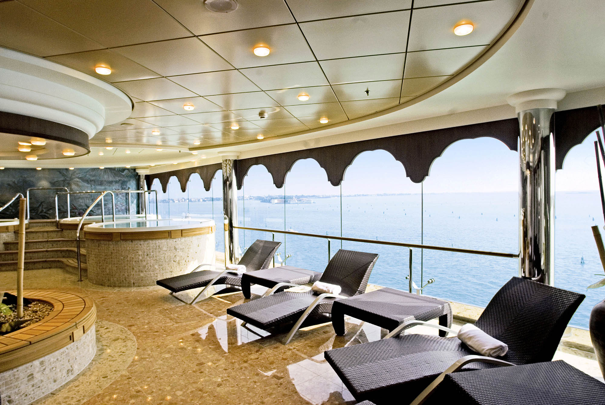 Nyd forkælelsen i Aurea Spa på MSC Musica