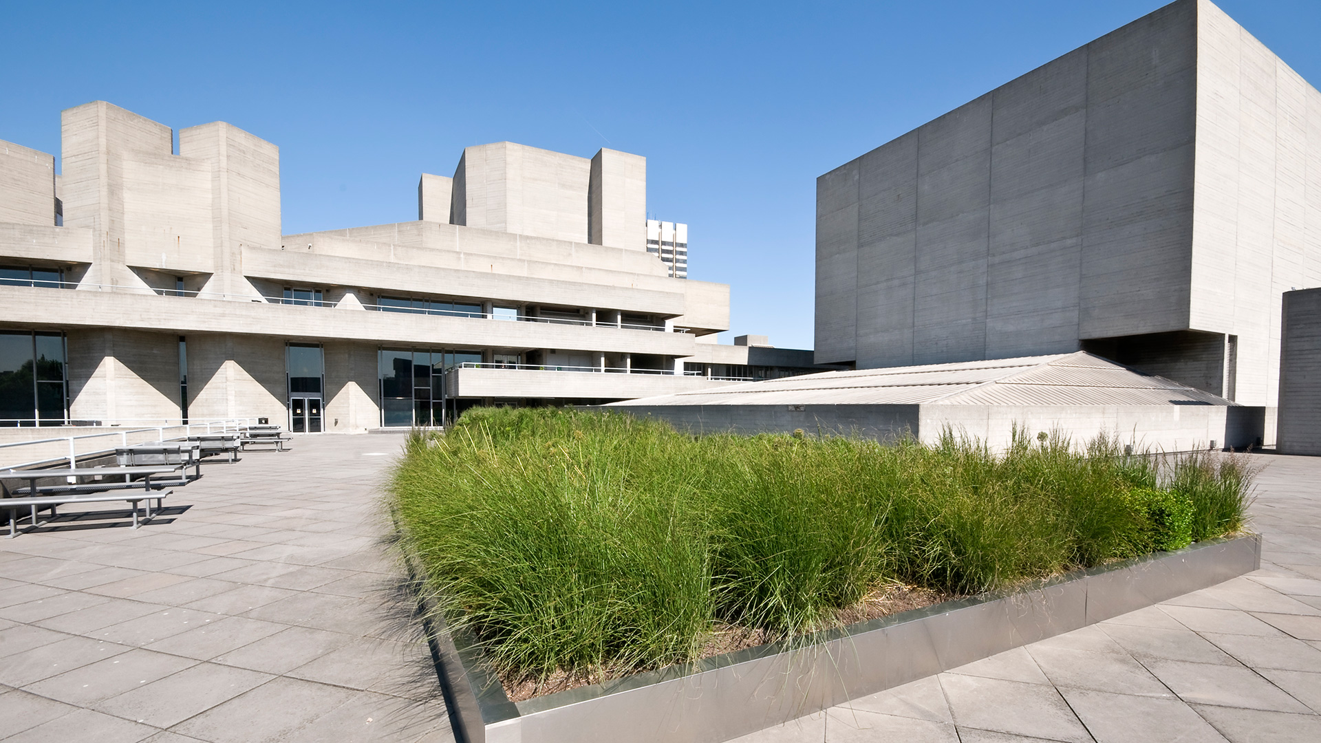 626-axis-globe-london-backstage-theater-tour