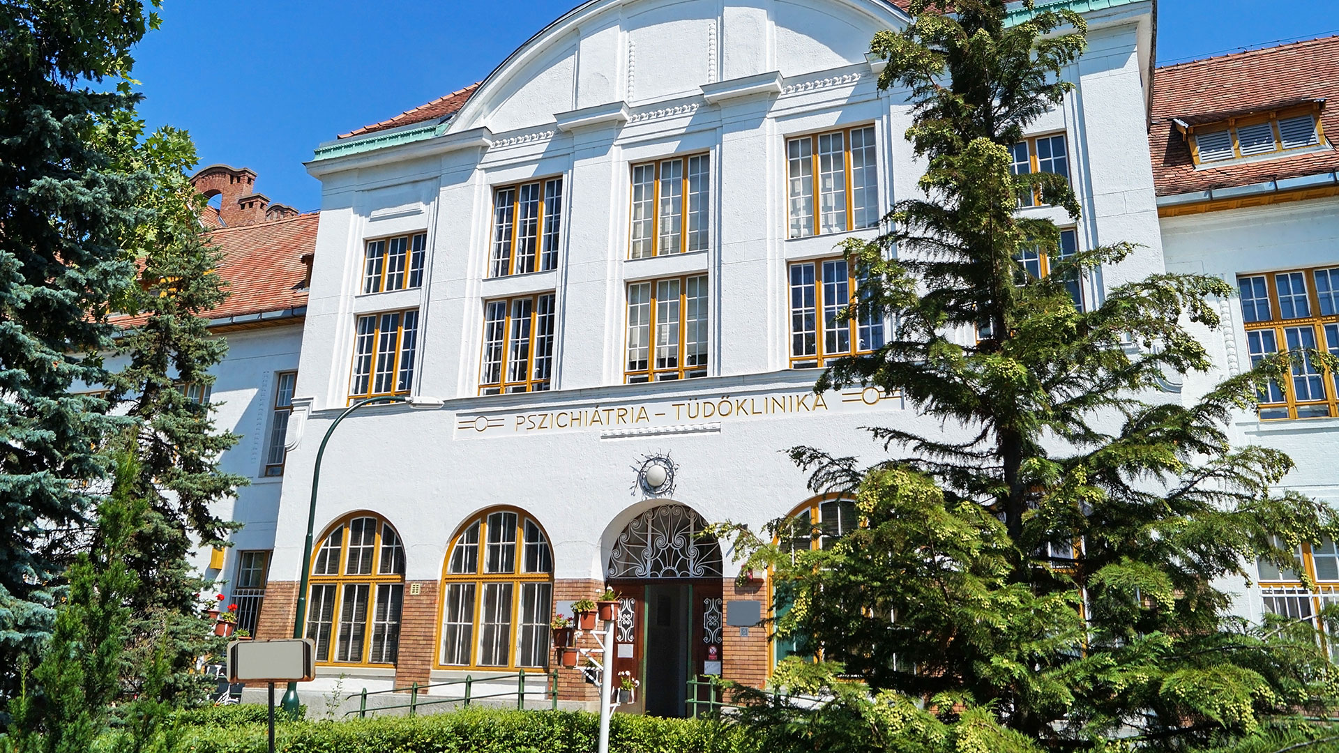 138-excalibur-hungary-budapest-heathcare-visit