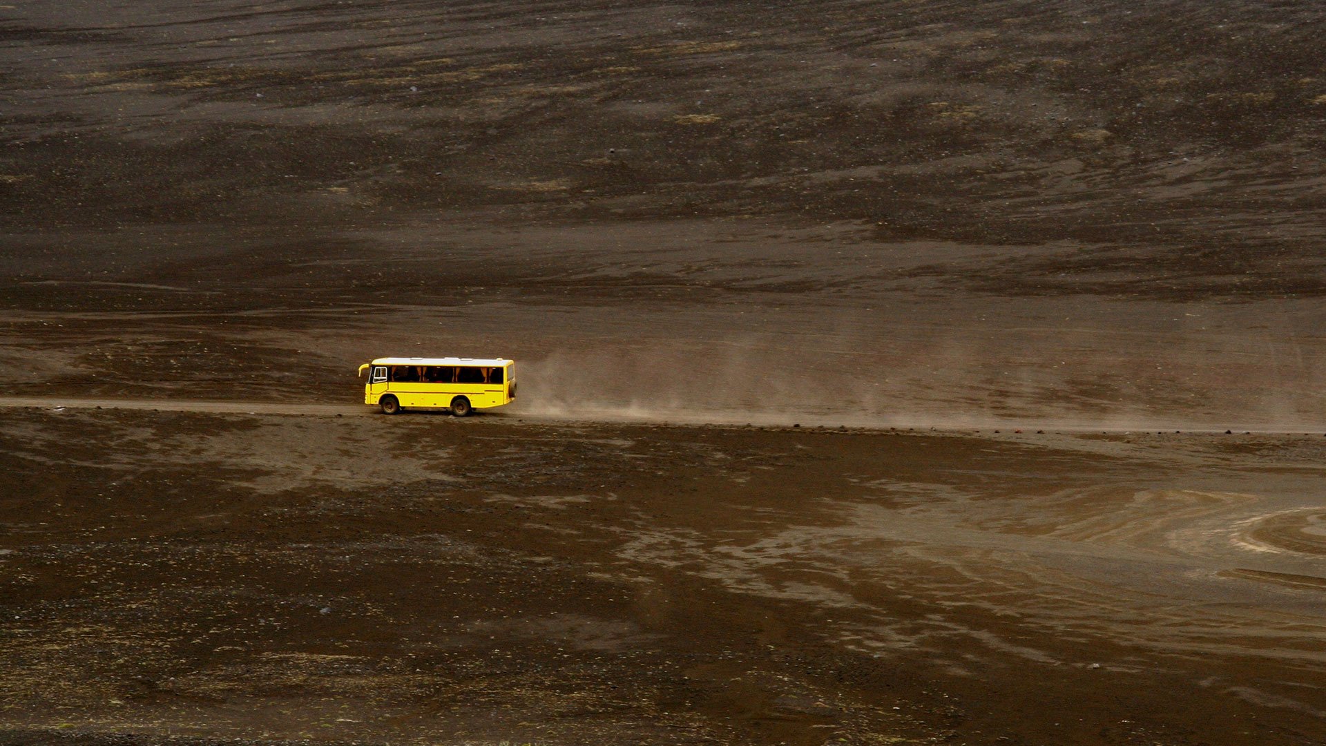 reykjavik-airport-transfer-bus