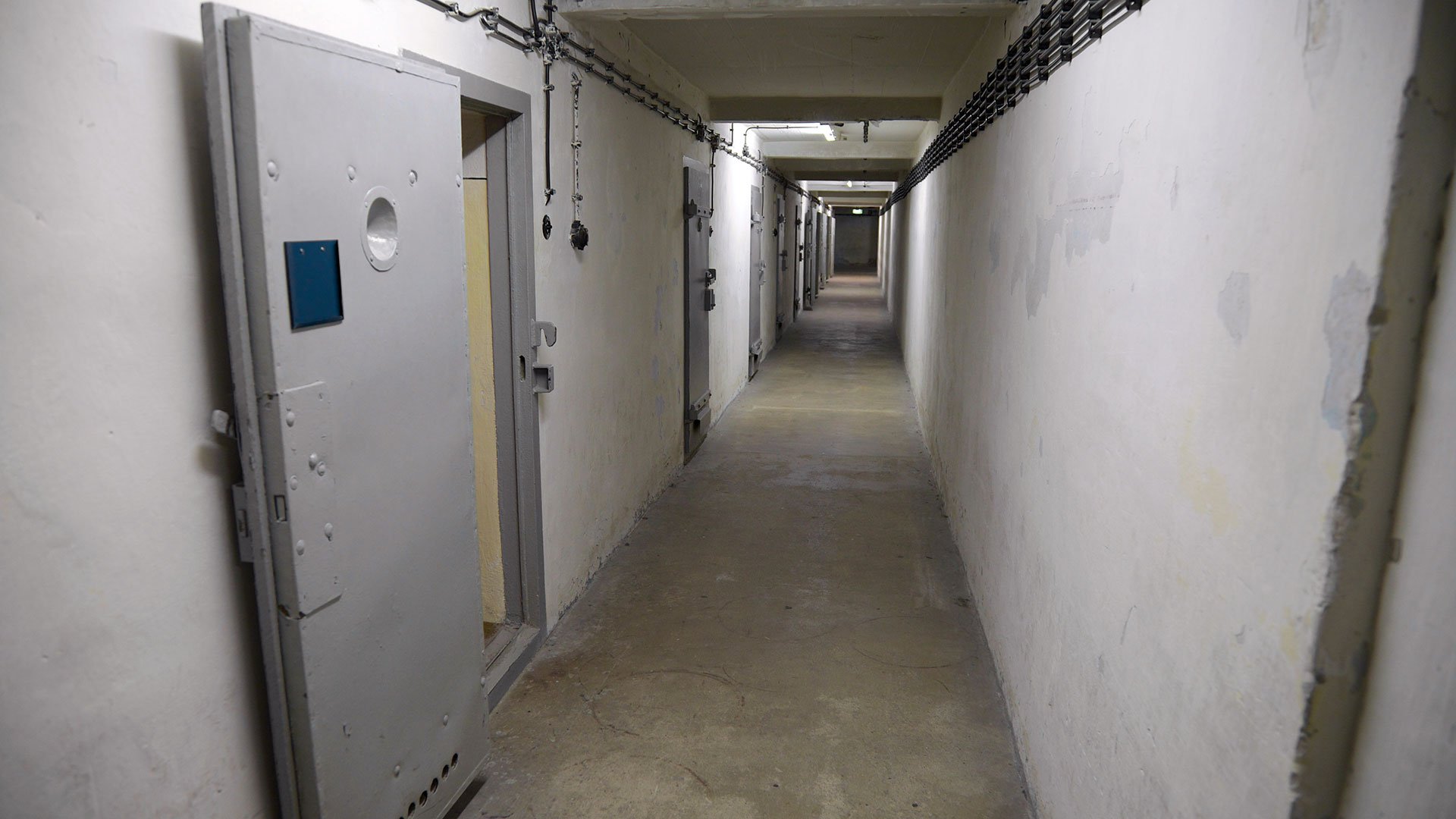 451-uberland-berlin-hohenschonhausen-prison-berlin