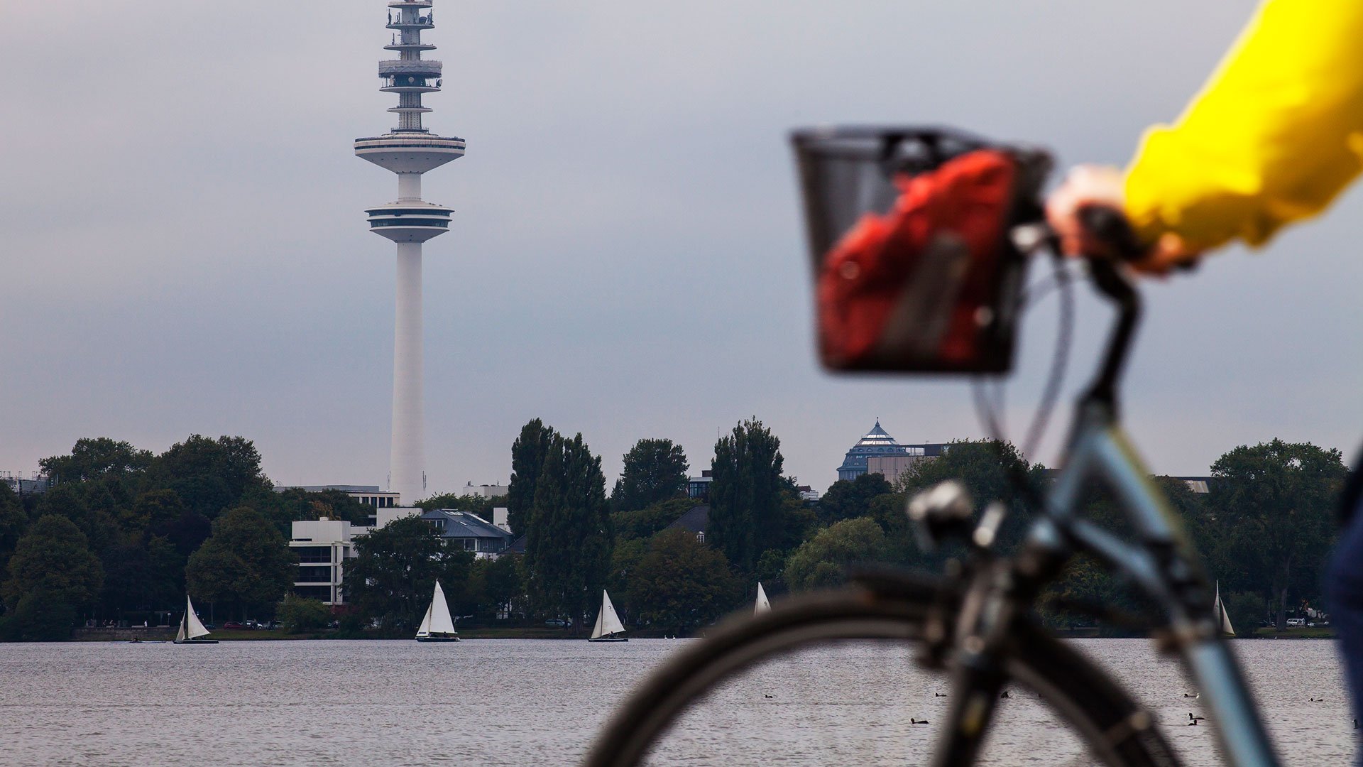 381-uberland-hamburg-bike-ride