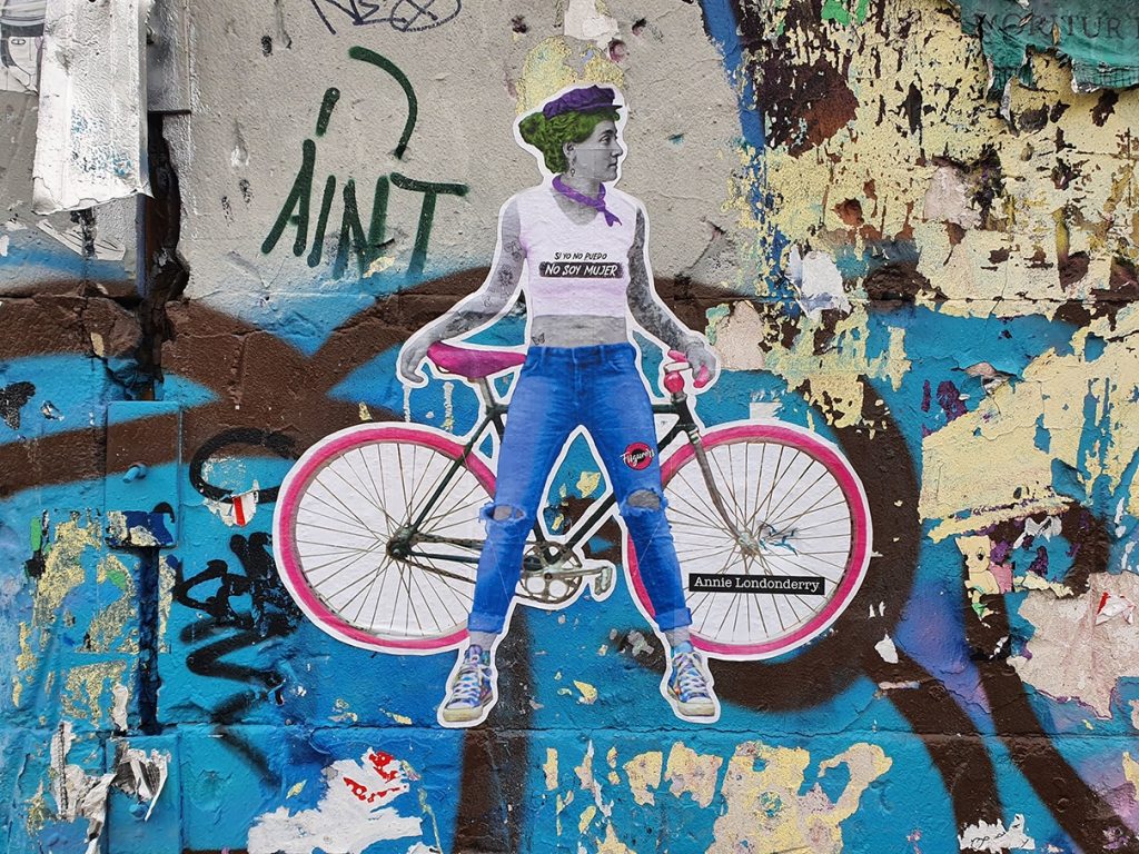 1955-berlins_urban_art_scene_-_bike_tour