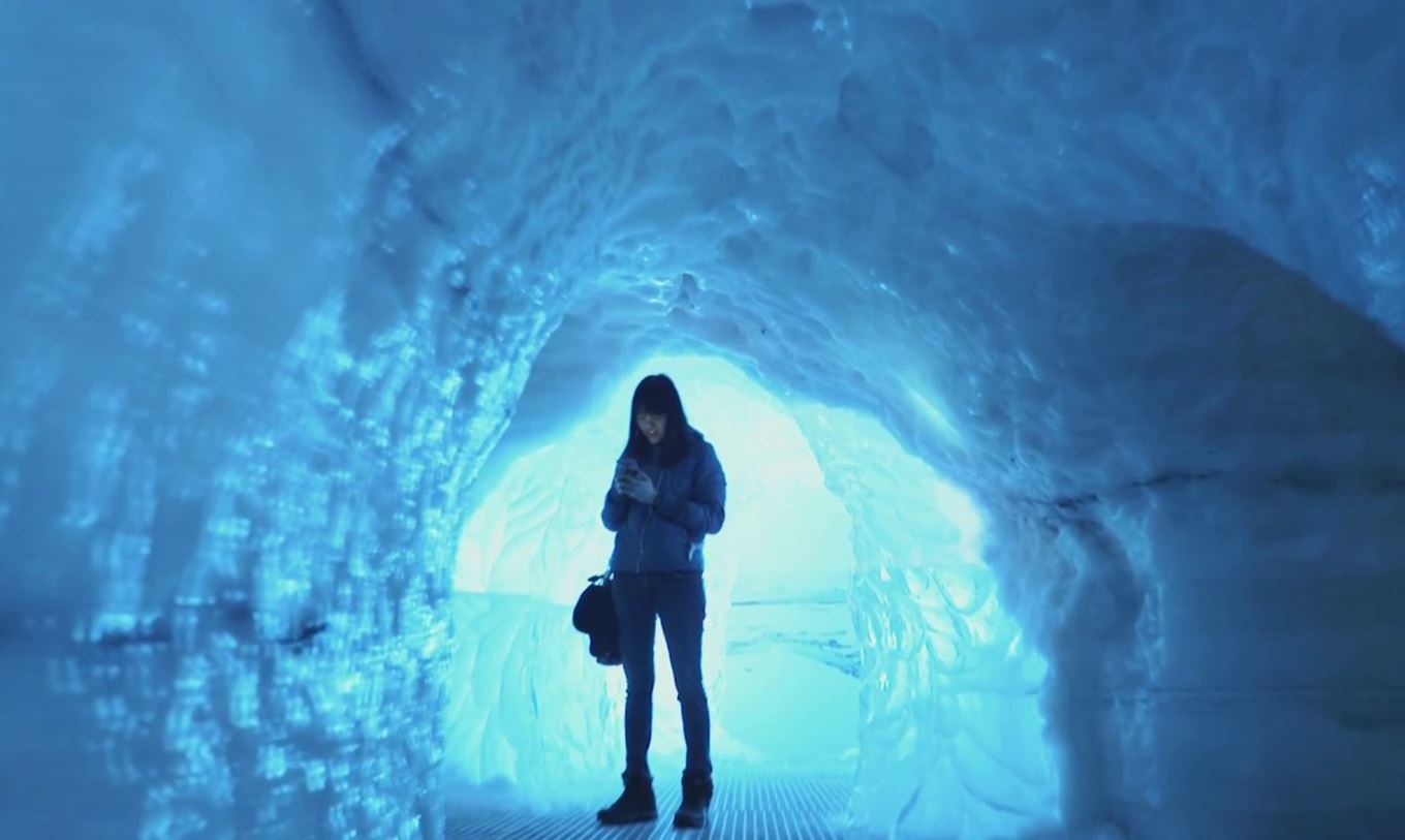 1959-perlan_museum_and_ice_cave