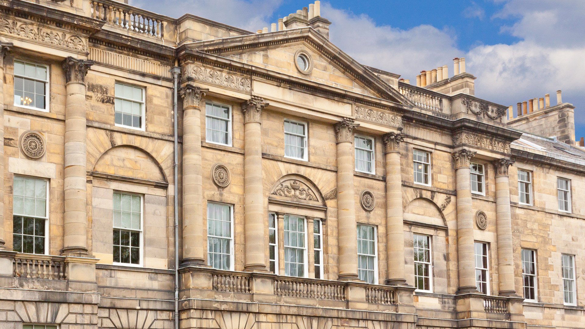 423-europe-incoming_uk-edinburgh-georgian-house