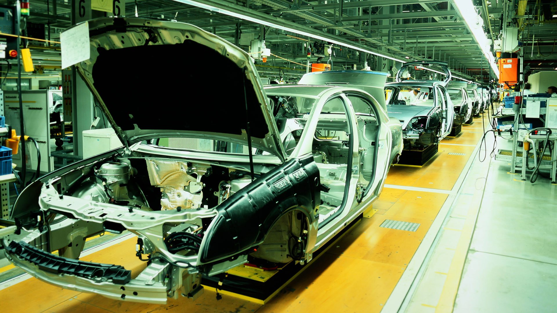 321-raffinesse-travel-istanbul-visit-a-car-factory