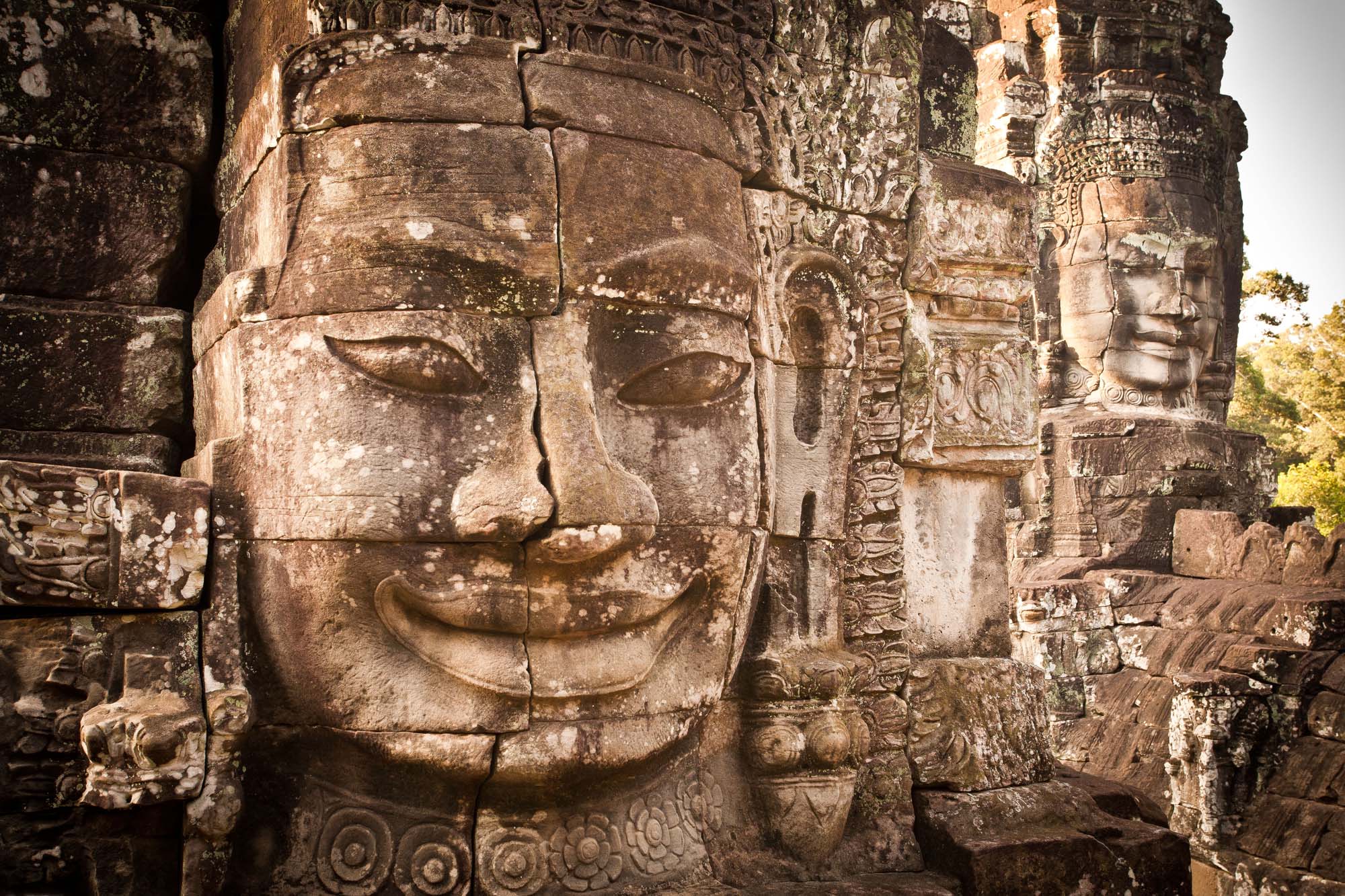 Bayon-templet med de store stenansigter i Angkor Thom-området.