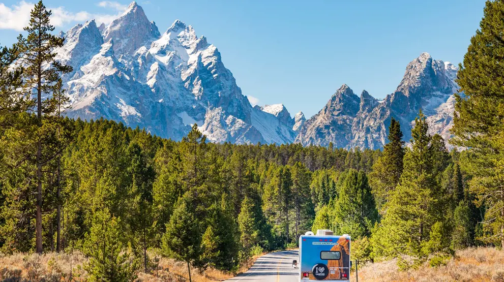 I Rocky Mountains foregår rejsen i autocamper