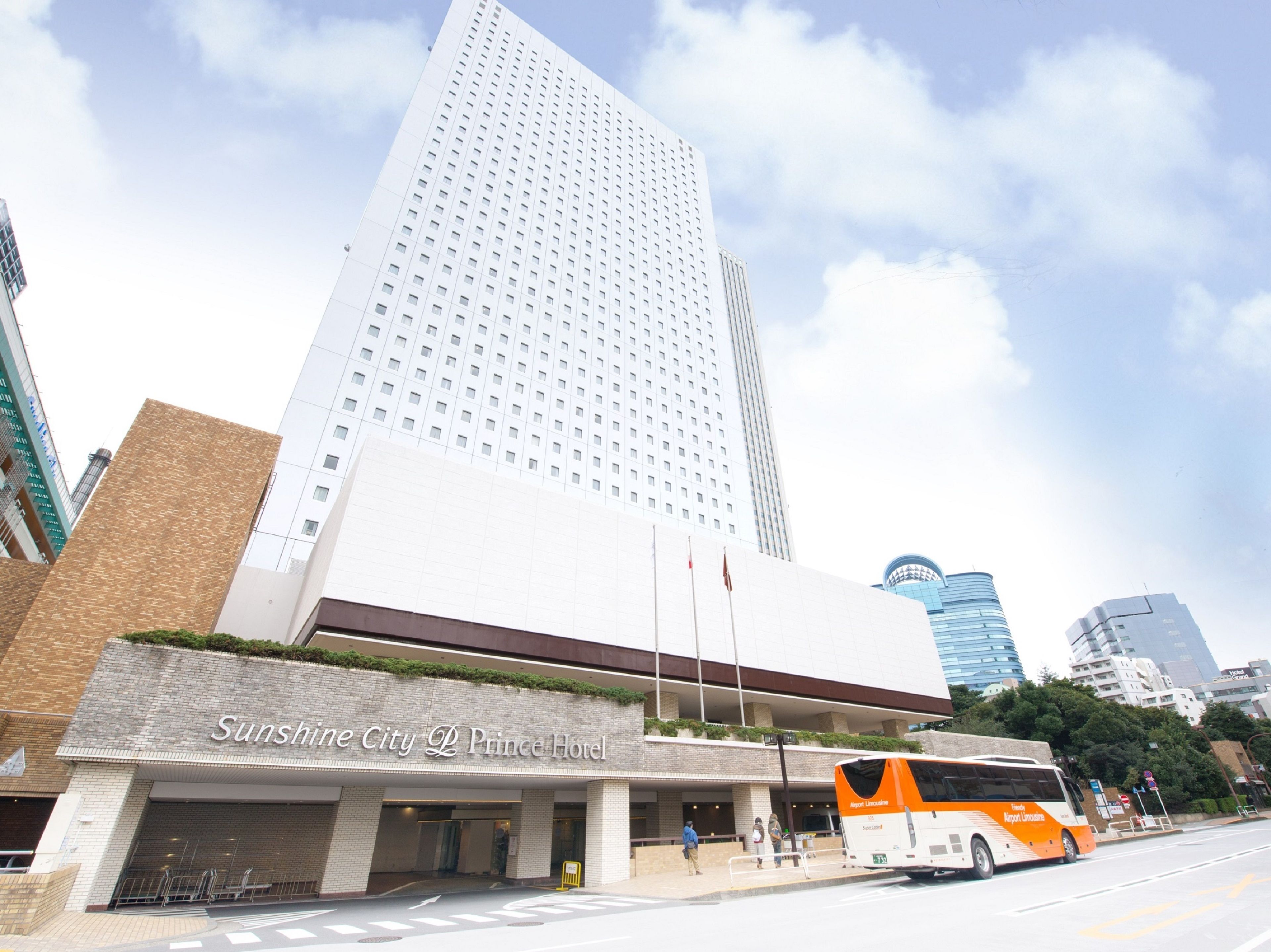 Foran Sunshine City Prince Hotel