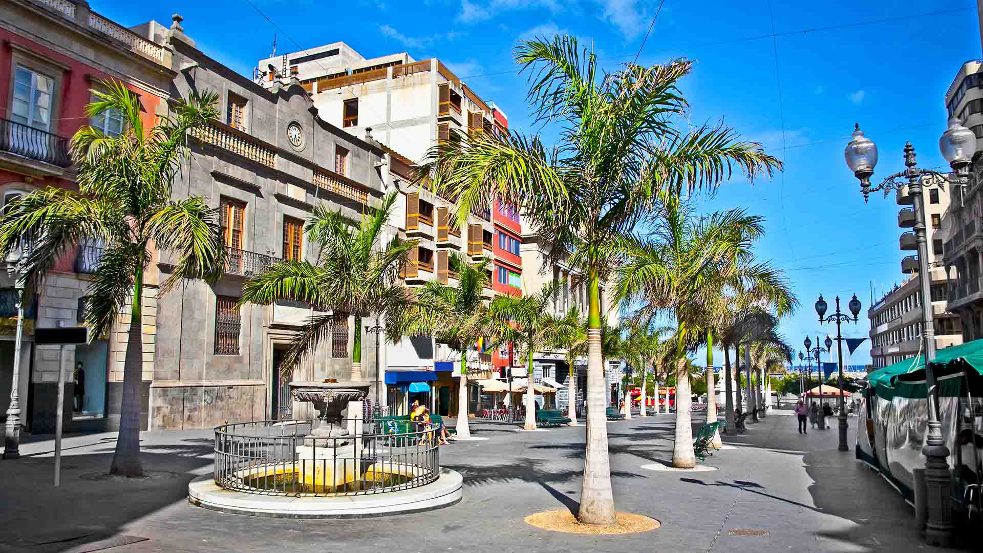 Nyd stemningen i Santa Cruz på Tenerife