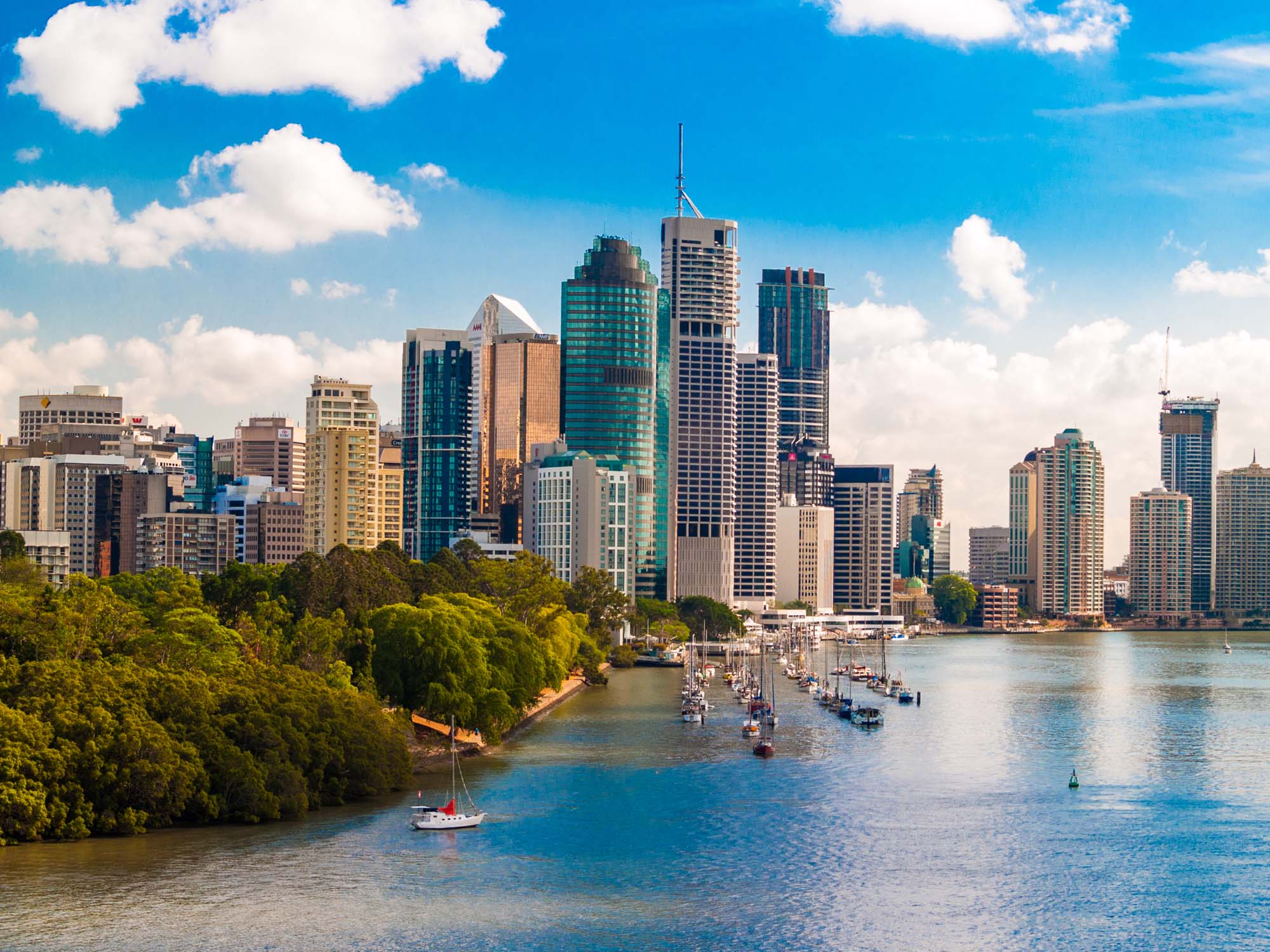 Australia-Queensland-Brisbane-Cbd-skyline