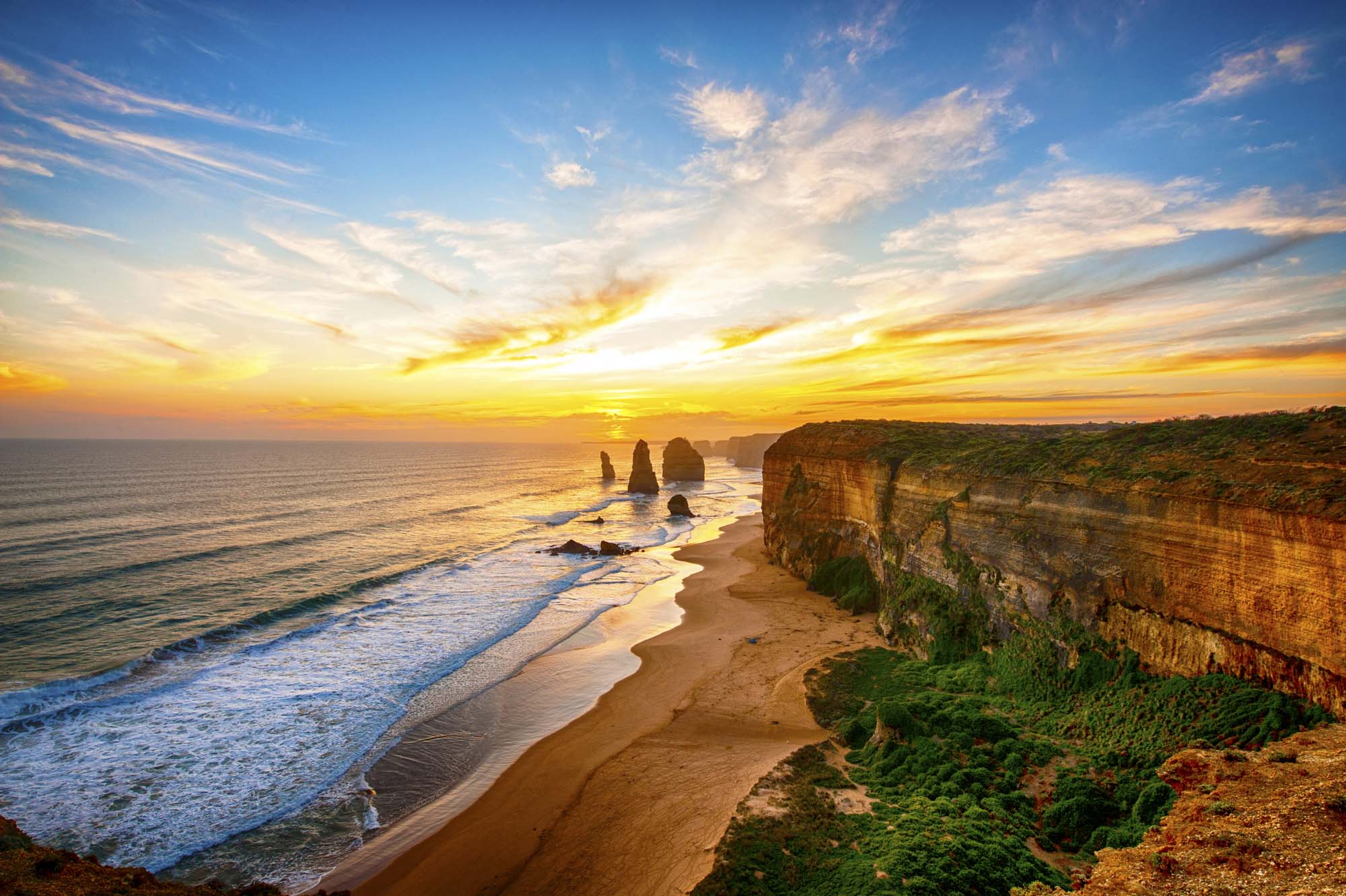 Kør langs Great Ocean Road i Victoria på din rejse til Australien.