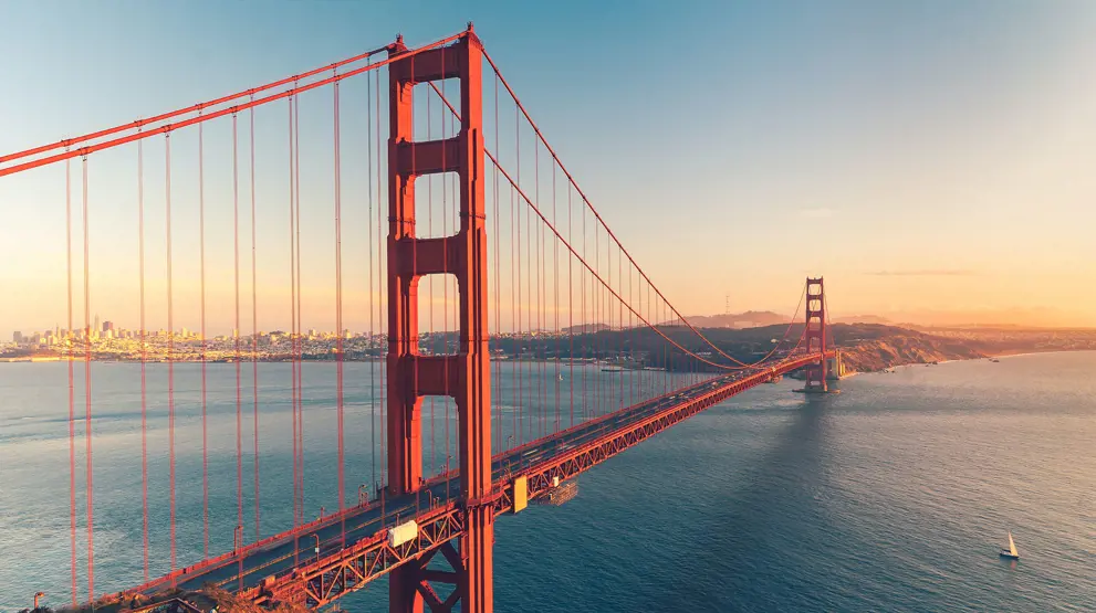 Golden Gate Bridge er et af mange ikoner, du kan opleve på rejsen til USA